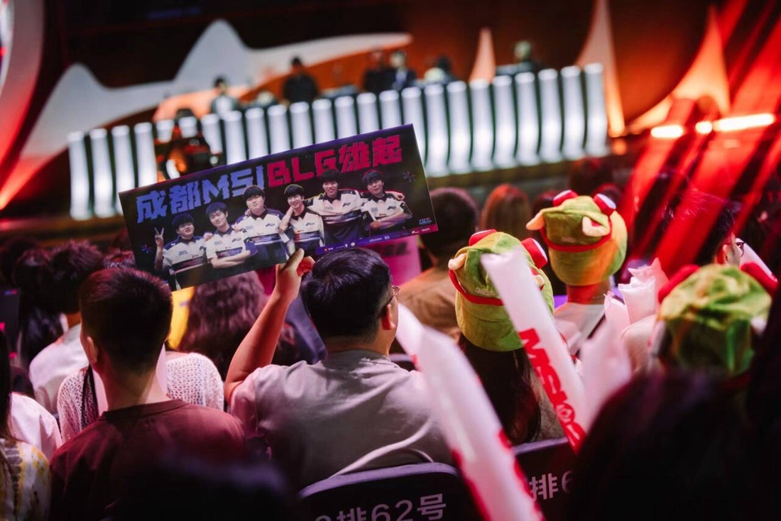 率先进入决赛！JDG赛后更博：比分3：0，只有我能征服我！