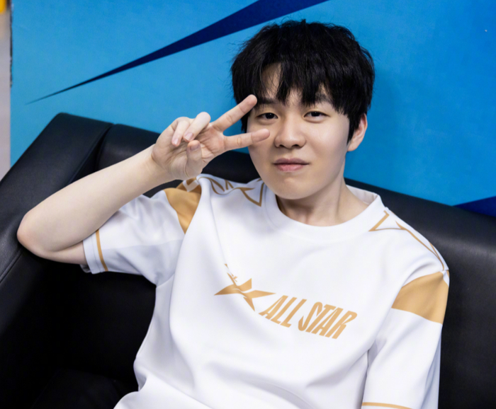 WBG官宣春季赛大名单：KennyChan成为Karsa替补